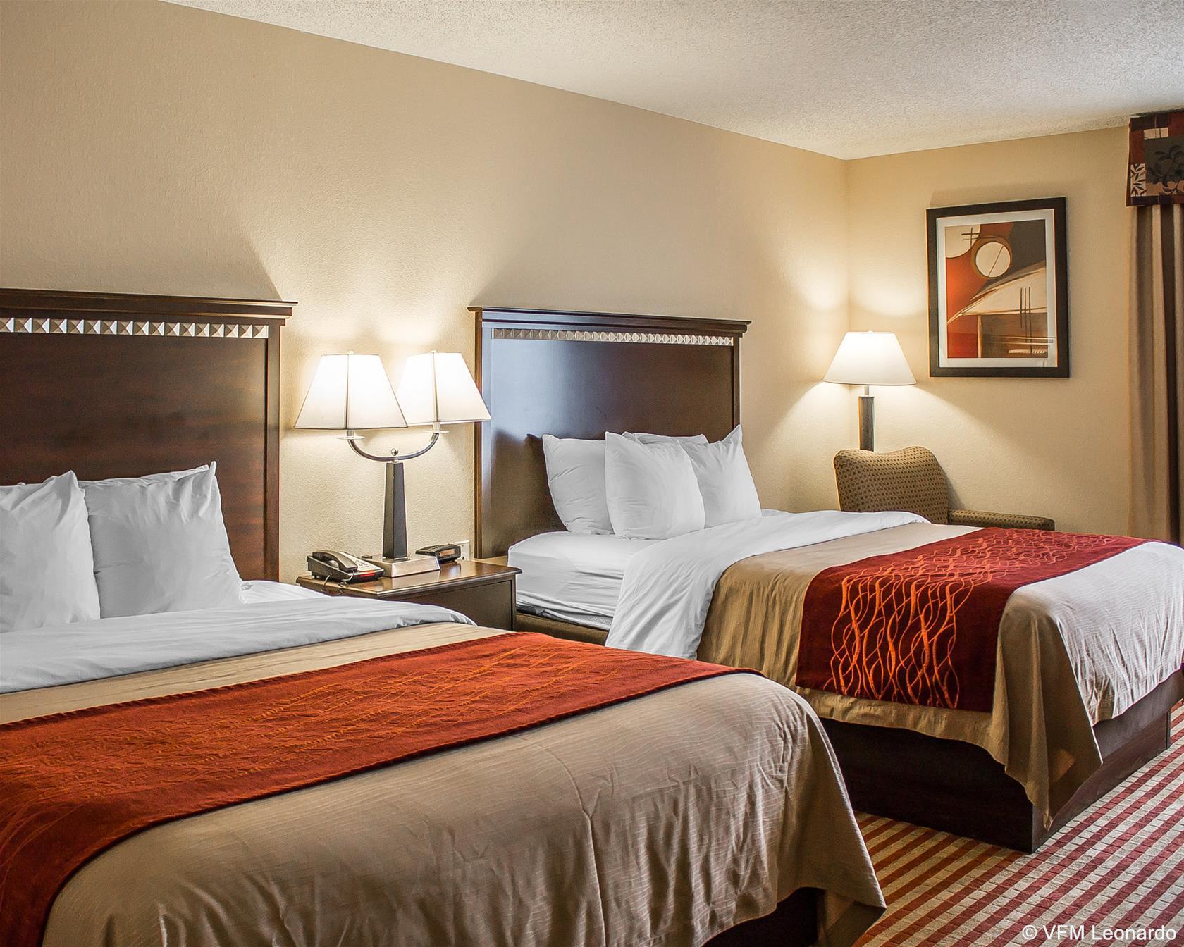 Comfort Inn Splash Harbor Bellville Exterior photo
