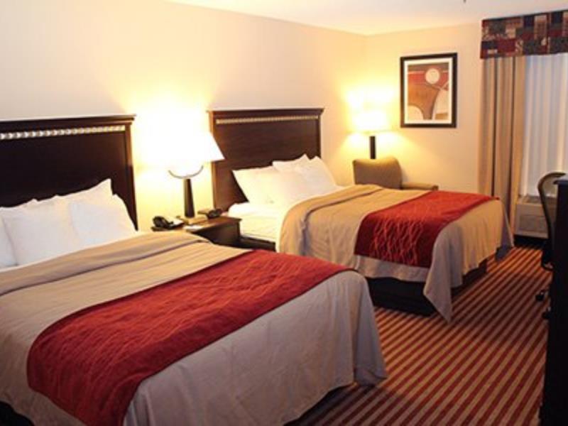Comfort Inn Splash Harbor Bellville Exterior photo